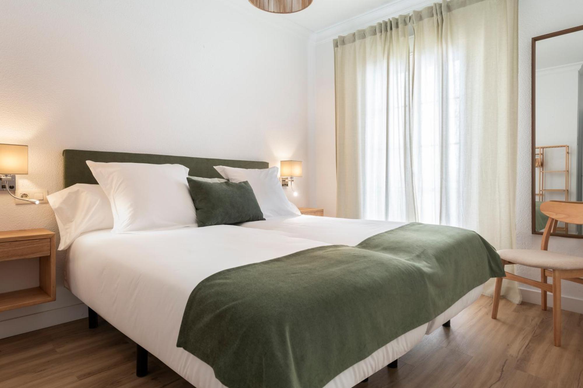 Magno Apartments Ave Maria Севиля Екстериор снимка